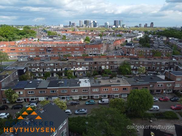 Luchtfoto van daken in woonwijk Heythuysen Luchtfoto van daken in woonwijk Heythuysen